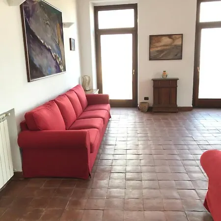 Pedamentina Konukevi 3*