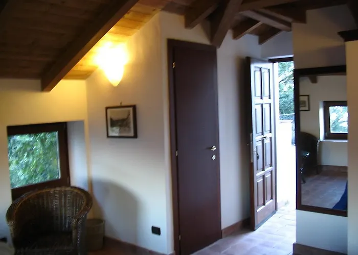 Pedamentina 3* Neapol